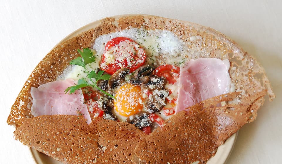 ハムトマトマッシュルーム卵